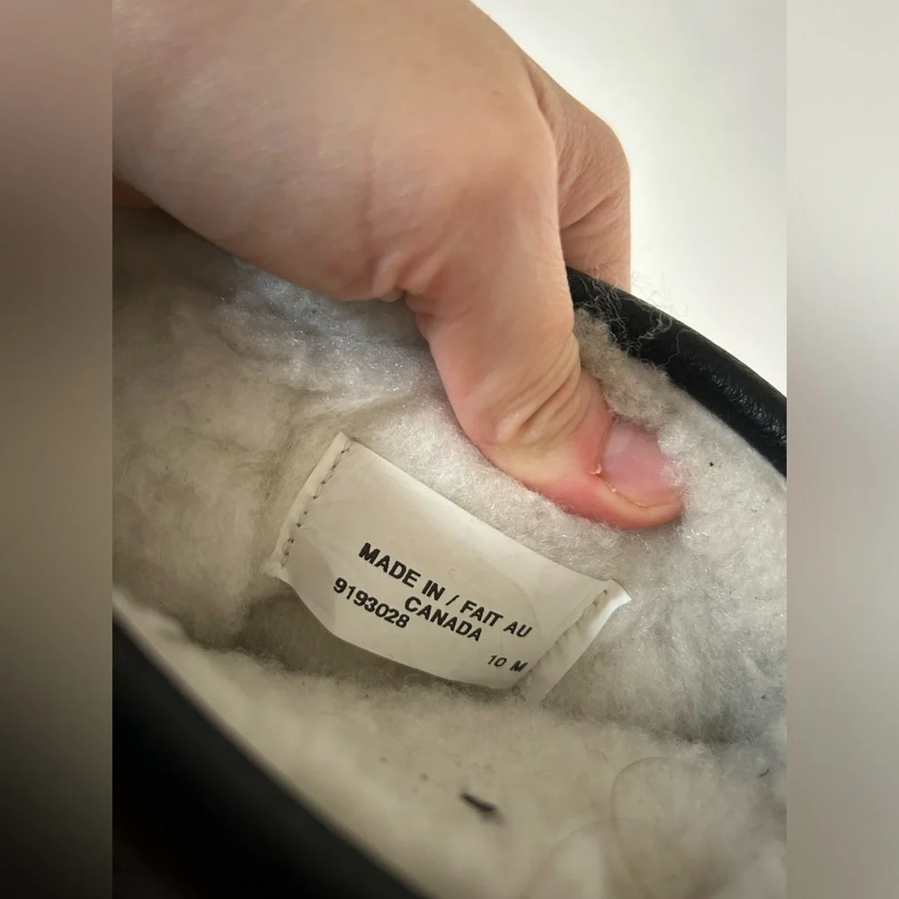 Made In Canada Black Leather Fringed Mukluks Fleece Lined Boots Lace-up 10 M - Picture 13 of 13